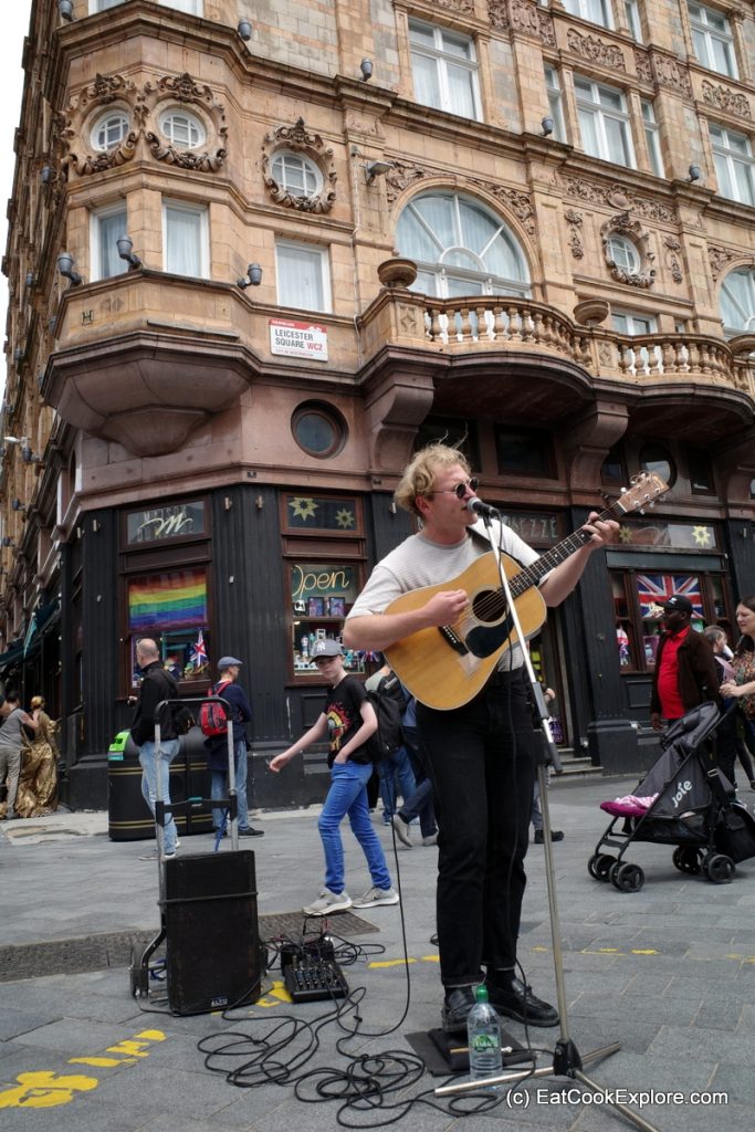 Busker Leicester Square
